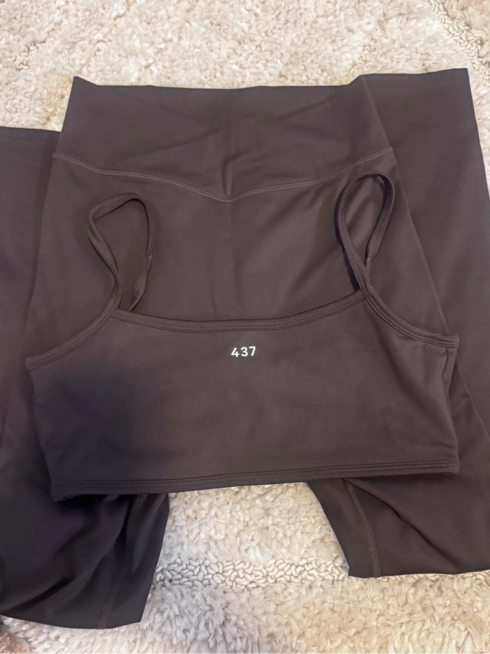 437 Set in Plum